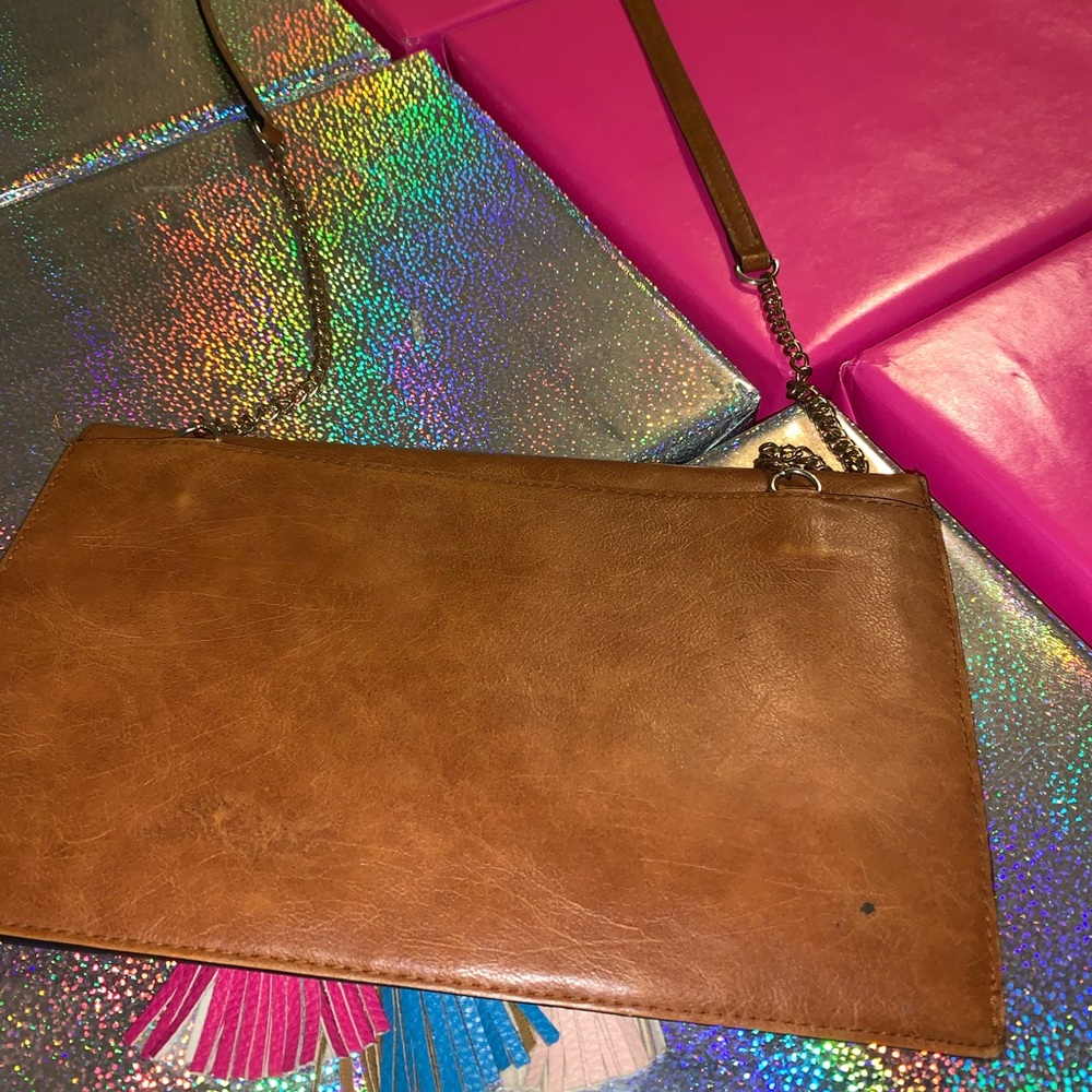 Pure - Picture 4 of 4